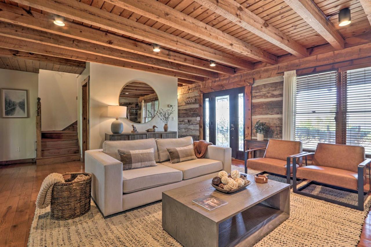 Upscale Gatlinburg Cabin Deck, Fire Pit And Hot Tub Екстер'єр фото